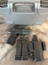 SIG SAUER P365 XL 9MM LUGER (9X19 PARA) - 1 of 3