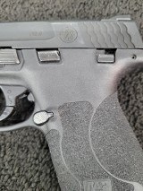 SMITH & WESSON M&P 9 Shield M2.0 Crimson Trace Laser 9MM LUGER (9x19 PARA) - 3 of 3