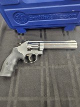 SMITH & WESSON 648 .22 WMR - 2 of 3