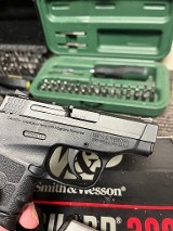 SMITH & WESSON Bodygaurd 380 .380 ACP - 3 of 3