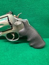 SMITH & WESSON 629 CLASSIC .357 MAG - 2 of 3