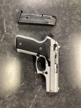 STOEGER COUGAR 8040 F .40 S&W