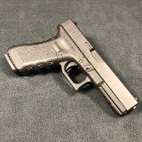 GLOCK 17 Gen 3 9MM LUGER (9x19 PARA) - 2 of 2