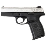 SMITH & WESSON SW40VE (LE TRADE-IN) .40 S&W