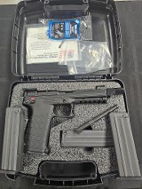 KELTEC PMR-30 .22 WMR