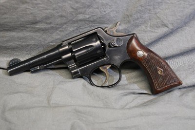 SMITH & WESSON MODEL 10 .38 SPL