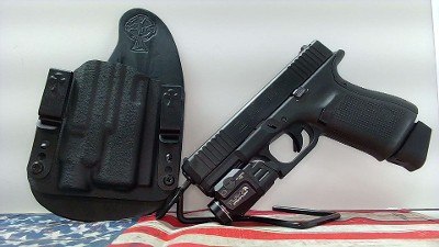 GLOCK G23 GEN 5 - streamlight & holster .40 S&W