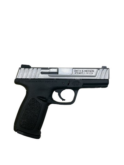 SMITH & WESSON SD40 VE .40 S&W