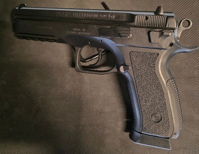 CZ 75 SP-01 PHANTOM 9MM LUGER (9x19 PARA)