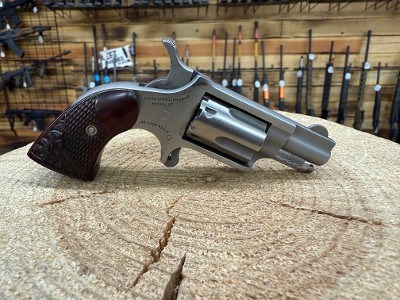 NORTH AMERICAN ARMS MINI REVOLVER .22 LR