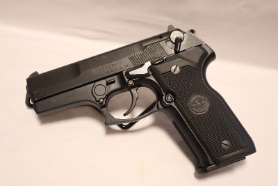 STOEGER COUGAR 8000 FL 9MM LUGER (9x19 PARA)