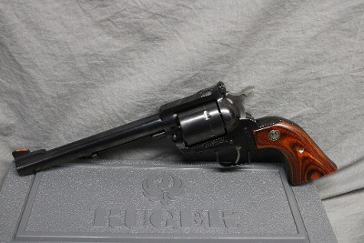 RUGER NEW MODEL SUPER BLACKHAWK 44
mag
