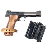 SMITH & WESSON 41 .22 LR - 3 of 3