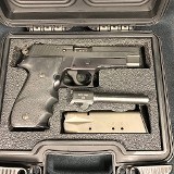 SIG SAUER P226 .40 S&W - 2 of 3