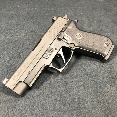 SIG SAUER P220 .45 ACP