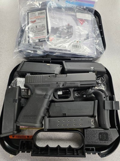 GLOCK G23 GEN 4 .40 S&W