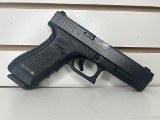 GLOCK G22 GEN 4 .40 S&W - 2 of 3