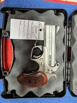 BOND ARMS SNAKE SLAYER IV .45 LC/.410 GA