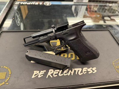 GLOCK G22 Gen3 W/Barrel/ mag No Slide .40 S&W