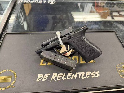 GLOCK G23 Gen2 W/Barrel 13rd gen2 mag, NO slide .40 S&W