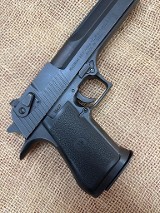 MAGNUM RESEARCH DESERT EAGLE .44 MAGNUM - 2 of 3