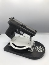 SIG SAUER SP2022 9MM LUGER (9x19 PARA)