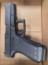 GLOCK G23 GEN 2 .40 S&W - 3 of 3