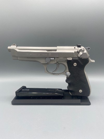 BERETTA 96 .40 S&W