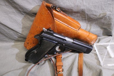 SIG SAUER swiss P210 9MM LUGER (9x19 PARA)