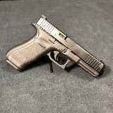 GLOCK G22 GEN 5 .40 S&W - 3 of 3