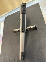 SMITH & WESSON SW22 VICTORY .22 LR - 3 of 3