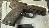 HECKLER & KOCH USP .40 S&W - 2 of 2