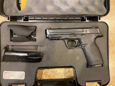 SMITH & WESSON M&P 40 .40 S&W