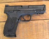 SMITH & WESSON M&P40 M2.0 .40 S&W - 2 of 3