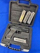 SIG SAUER P220R .45 ACP