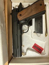 SPRINGFIELD ARMORY 1911 Linkless .40 S&W - 2 of 3