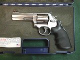 SMITH & WESSON 686-5 .357 MAG