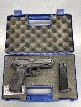 SMITH & WESSON M&P 40 M2.0 .40 S&W