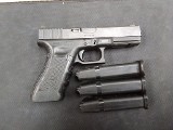GLOCK G22
GEN 4 .40 CALIBER - 2 of 3