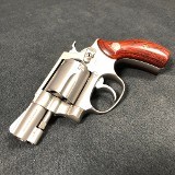 SMITH & WESSON 60-3 .38 SPL - 2 of 3