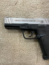 SMITH & WESSON SD40 VE .40 S&W - 3 of 3