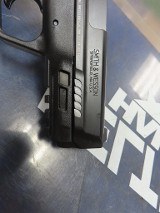 SMITH & WESSON LE M&P 40 .40 S&W - 2 of 3