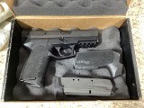 SIG SAUER SP2022 .40 S&W