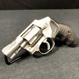 SMITH & WESSON MODEL 940
9MM LUGER (9x19 PARA) - 2 of 3