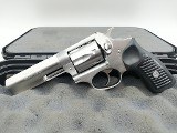 RUGER SP101 .32 H&R MAG - 2 of 3