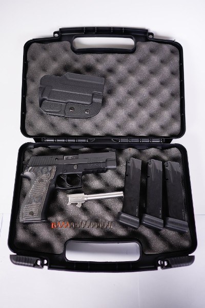 SIG SAUER E26 .40 S&W