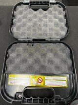 GLOCK 22 .40 CALIBER - 2 of 3
