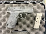 SMITH & WESSON M & P 9 Shield 9MM LUGER (9x19 PARA)