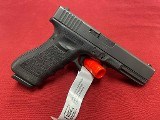 GLOCK G22 GEN 3 FULL SIZE 40SW (FACTORY REBUILD) .40 S&W - 2 of 3