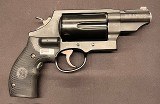SMITH & WESSON GOVERNOR .45 LC/.410 GA
